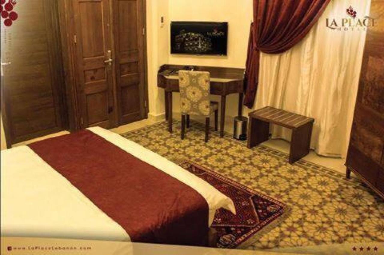 La Place Hotel Zahlé Extérieur photo
