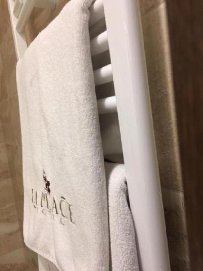 La Place Hotel Zahlé Extérieur photo