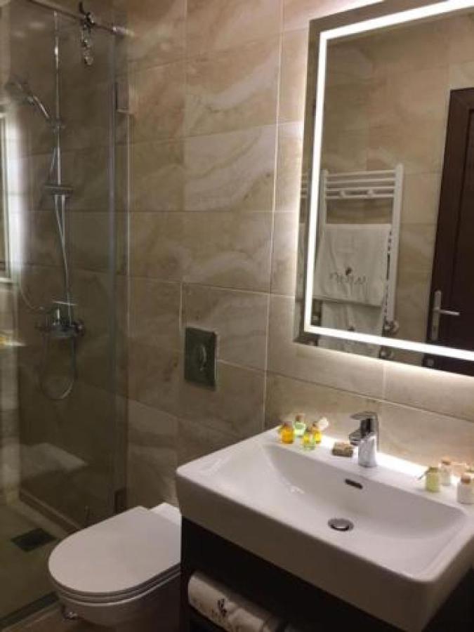 La Place Hotel Zahlé Extérieur photo