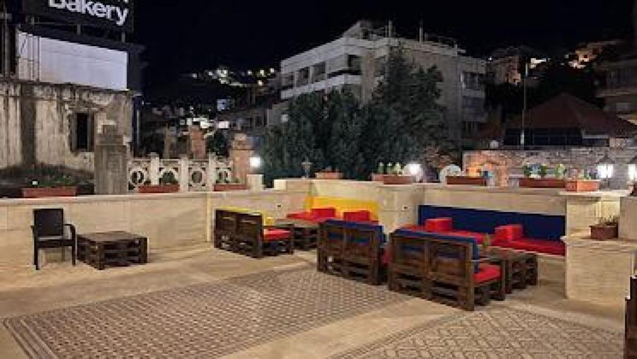 La Place Hotel Zahlé Extérieur photo
