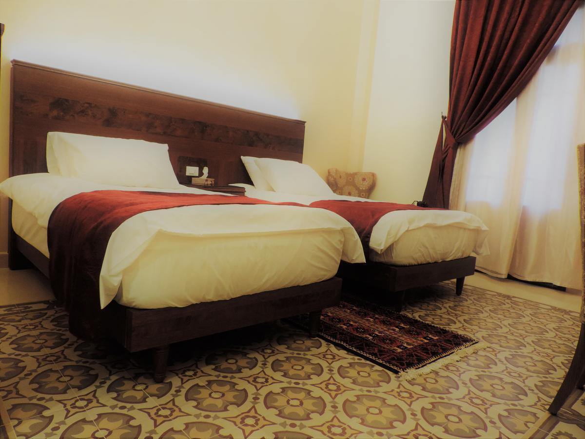 La Place Hotel Zahlé Extérieur photo